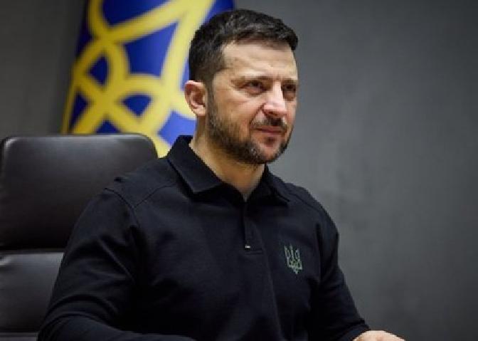 快讯！快讯！
 
据媒体报道，乌克兰总统泽连斯基突然宣布了，要推动对外出口部分武