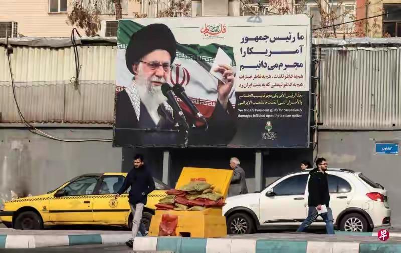 美伊对峙背后的多方博弈：各有各的利益算盘
 
美伊局势剑拔弩张，美军重兵压境放狠