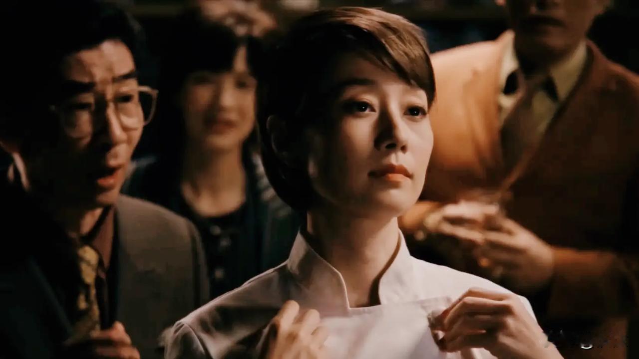 刚刷了《繁花》。

之前在网上听到好多人说玲子演得最差，比不过汪小姐和李李，那时