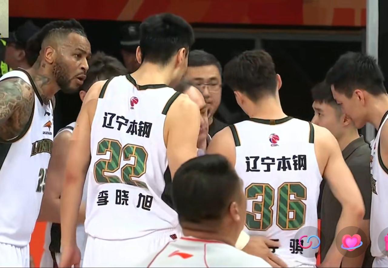 辽宁男篮客场102：94战胜了福建队，取得了一场来之不易的胜利。
本场辽宁进攻端