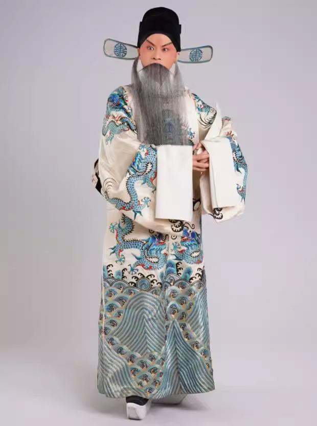 北京京剧院、国家京剧院、天津京剧院，京剧《大保国·探皇陵·二进宫》演出：一、北京