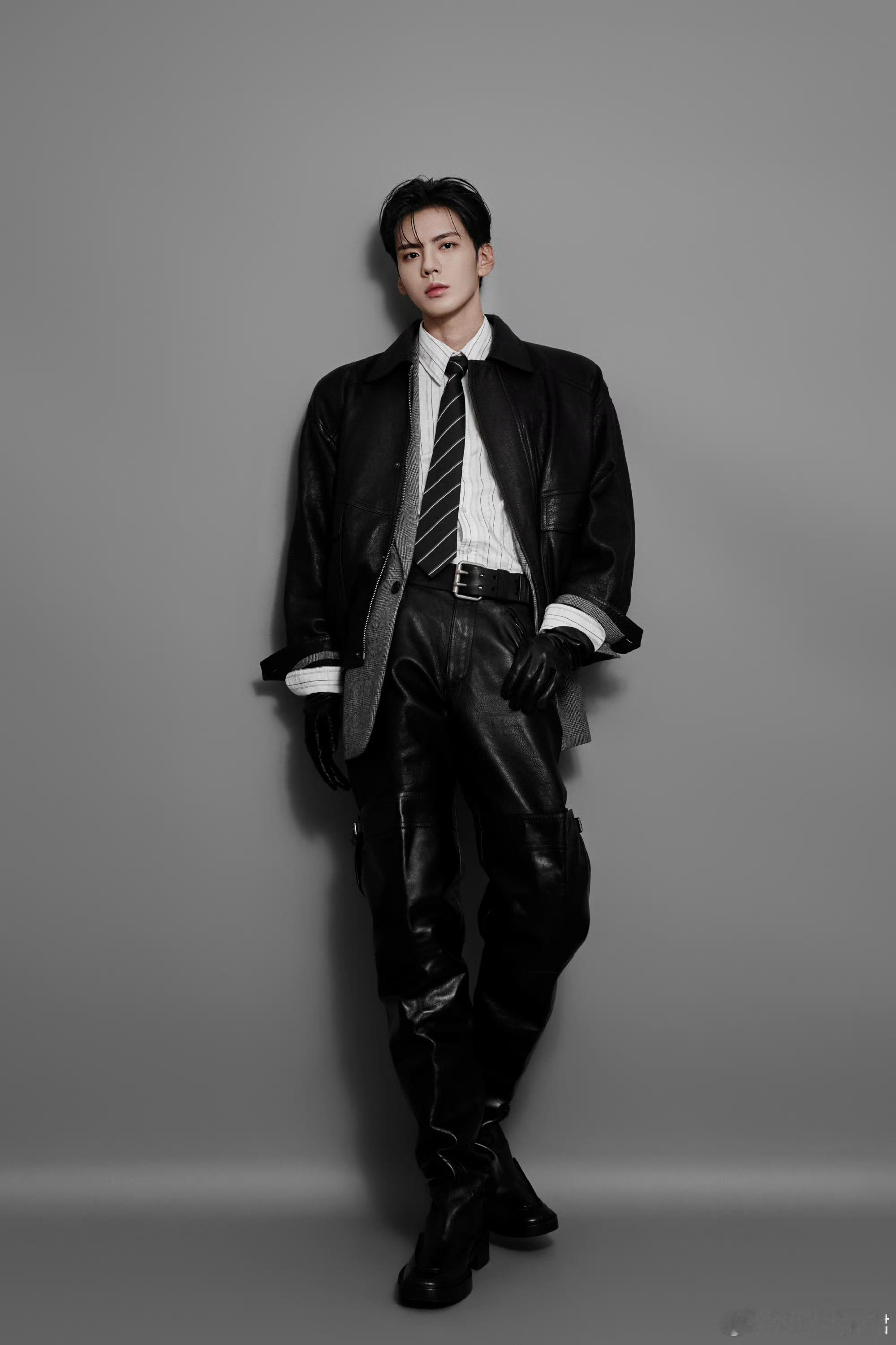 毕雯珺 回完你的回你的 今天让费心的事情出现了，一顿猛猛回复有关演唱会的提问，透