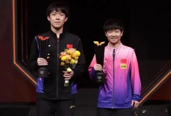 孙颖莎，王楚钦都是优秀的运动员，是国乒的门面担当！

孙颖莎，球商很高，攻防兼具