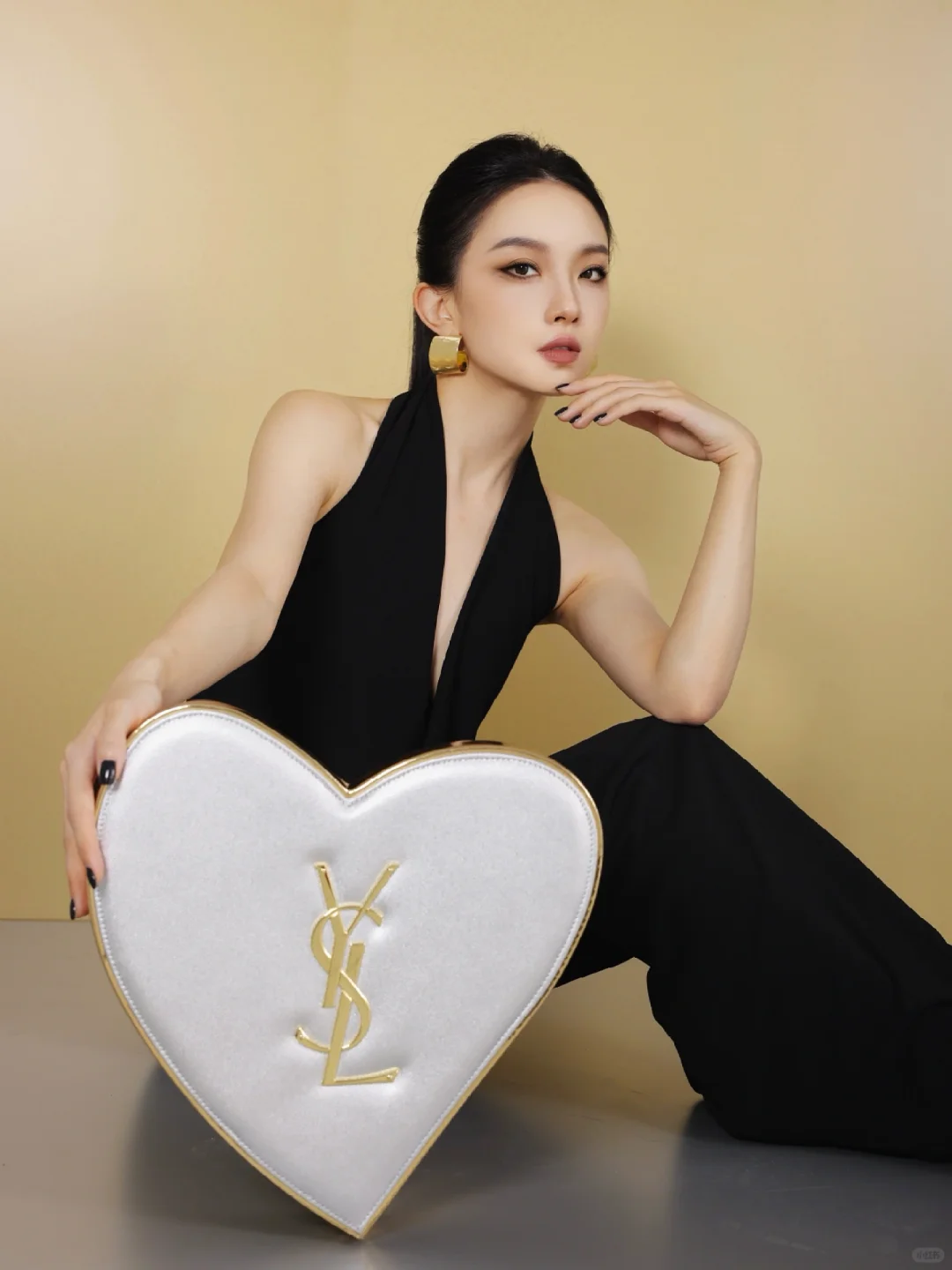 金与银的爱意对撞