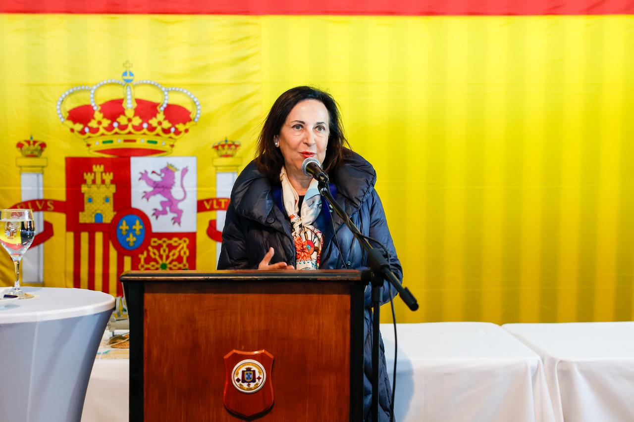 西班牙国防部长玛格丽塔·罗夫莱斯周一表示，西班牙已做出决定，不允许任何参与对伊朗