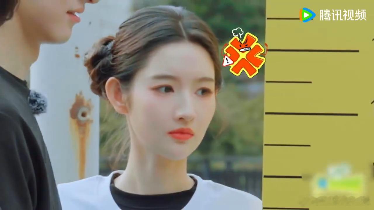 王玉雯辟谣身高180王玉雯官方身高172王玉雯现场实测身高，破除网传180cm传