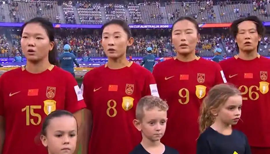 3人落泪！中国女足1-2出局后，下一项大赛时间确定，离队首人曝光


2026年