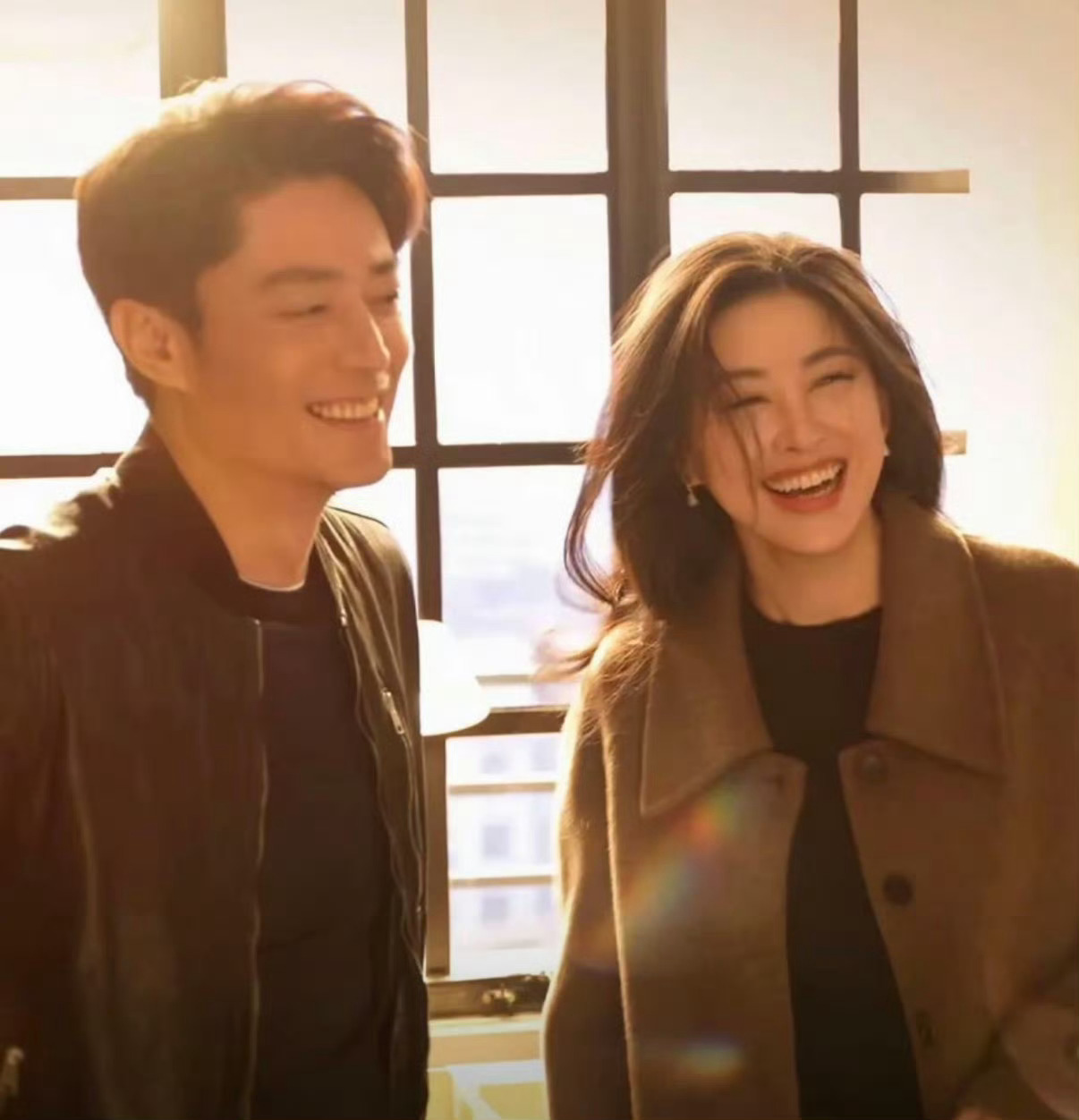 霍建华朱珠 好标准的男人和女人他们两个同框看起来太有感觉了 