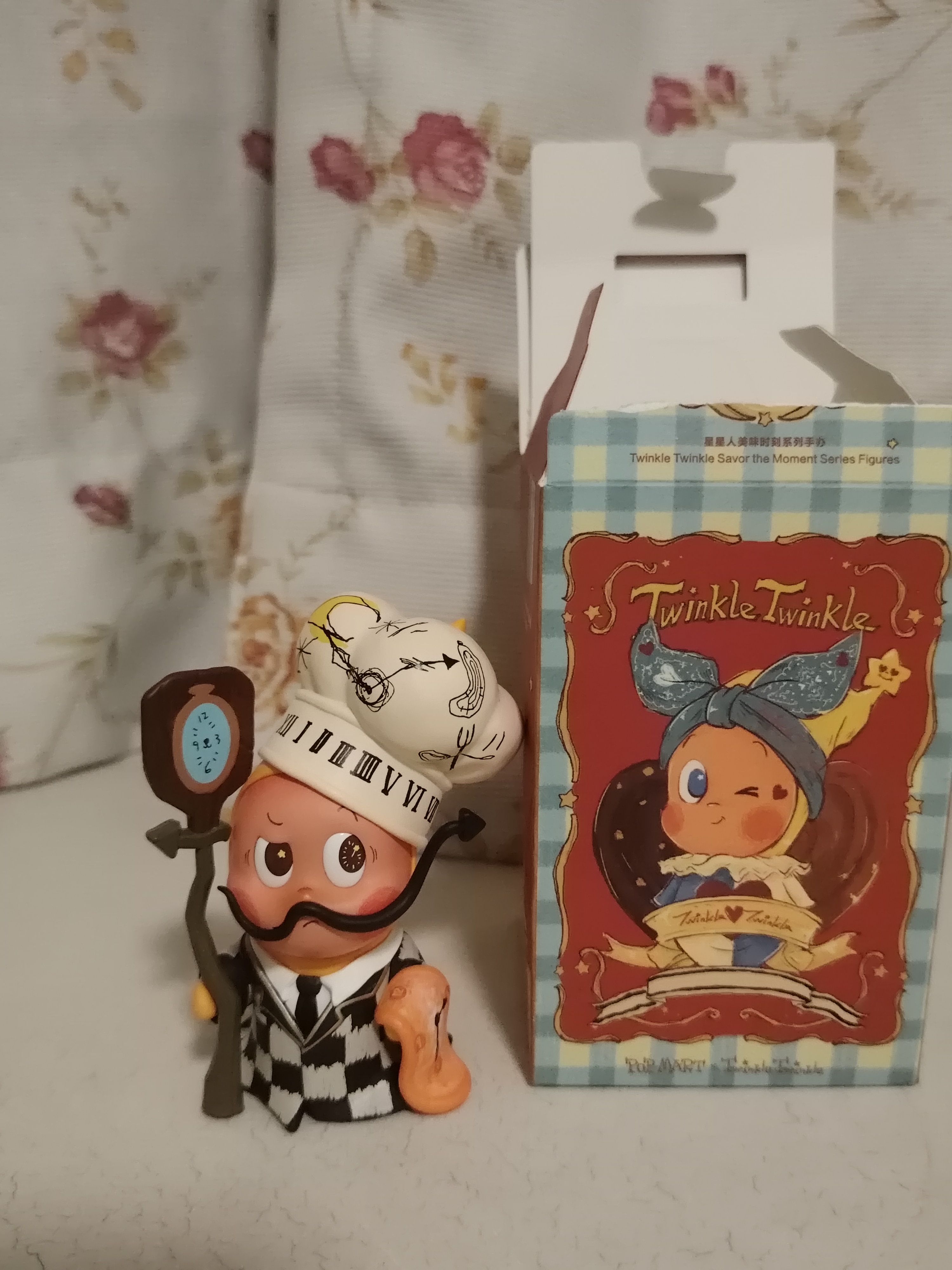 六月对我好点行吗一直在捉弄我 