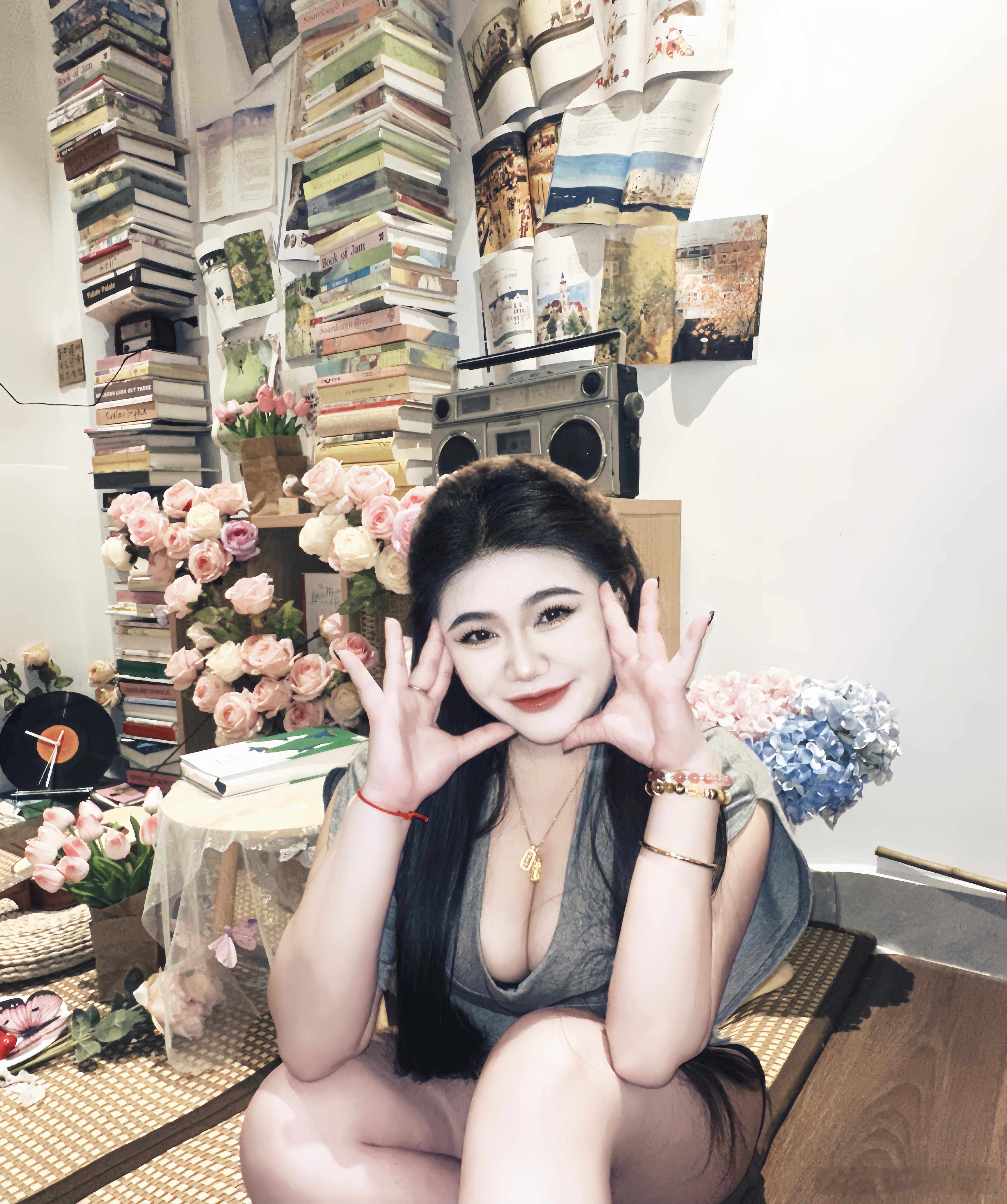 我要先幸福，再享更大的福。  ​​​