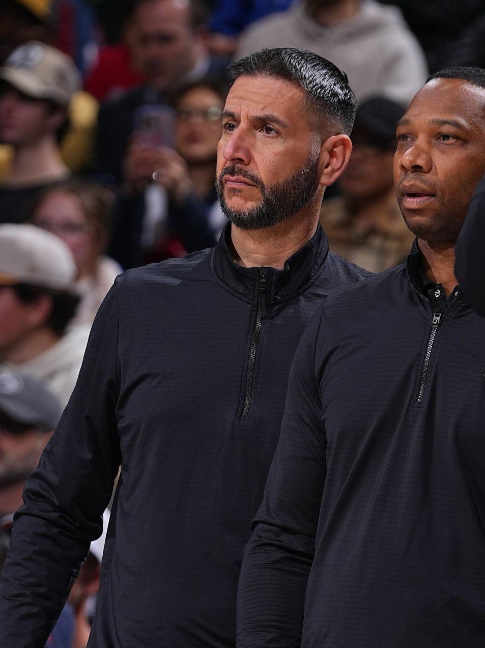 Shams：詹姆斯-博雷戈将担任鹈鹕队的临时主教练。 