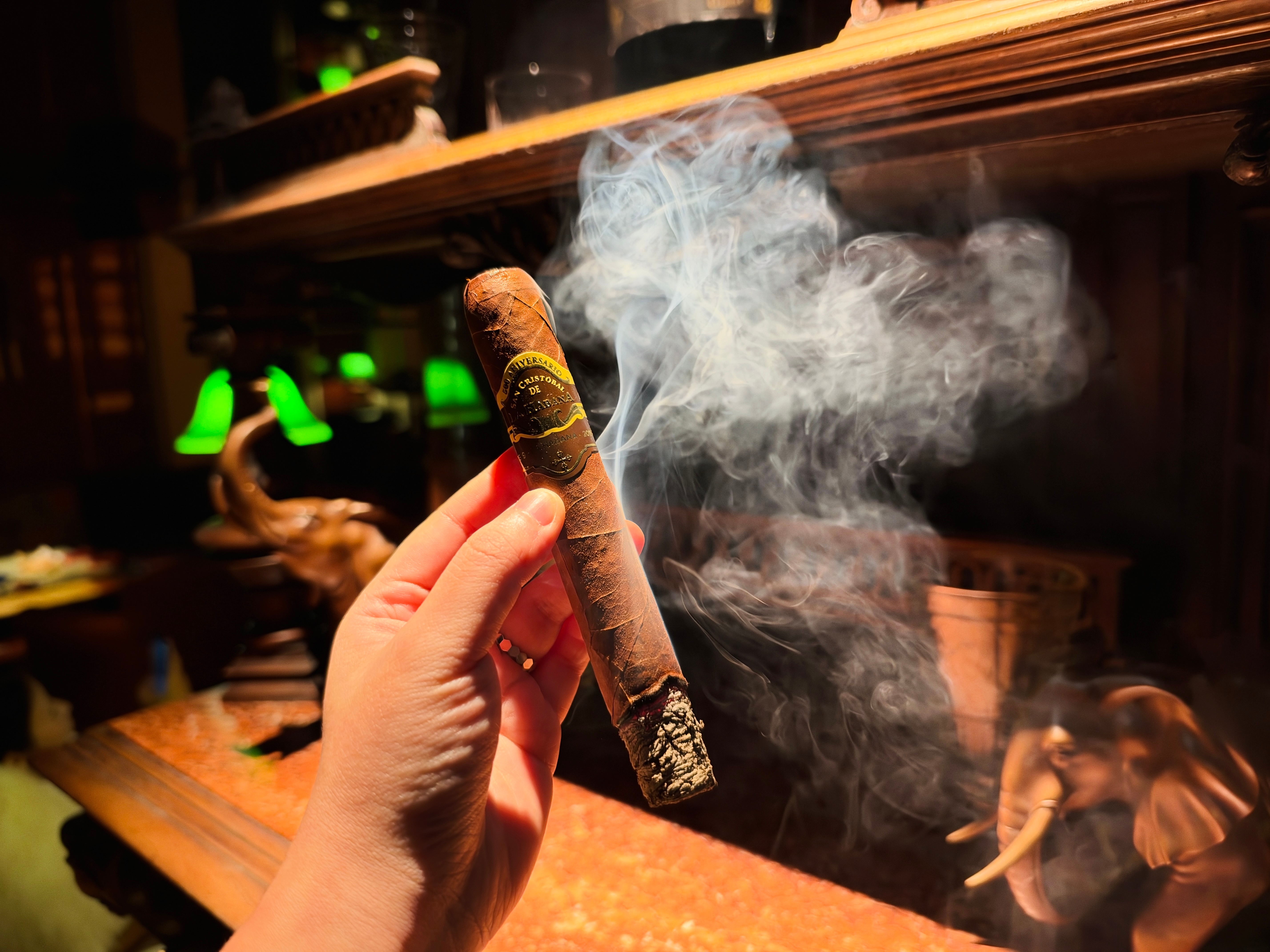 舒服😄 革命前老烟就是香啊！  ​​​