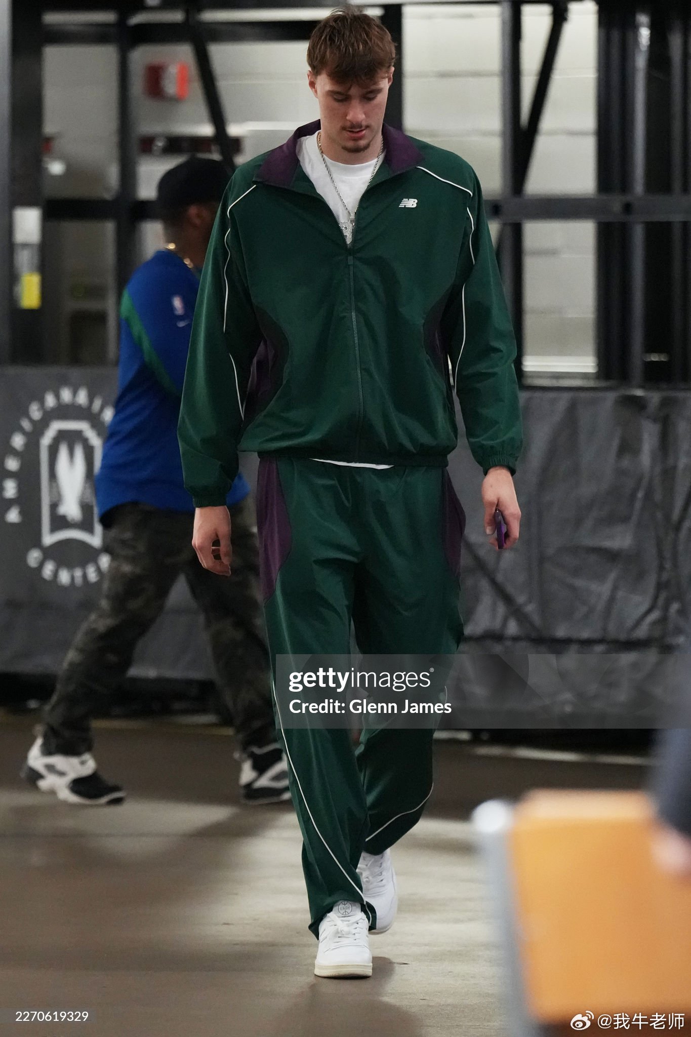 MFFL 我牛开场24比9领先公牛。冷静啊！！！公牛vs独行侠弗拉格克努佩尔谁是