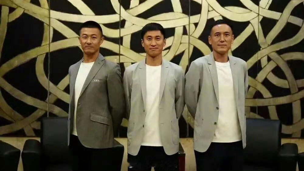 明早8点中国裁判组亮相世界杯明早（2026年6月21日）8:00，中国裁判组将迎