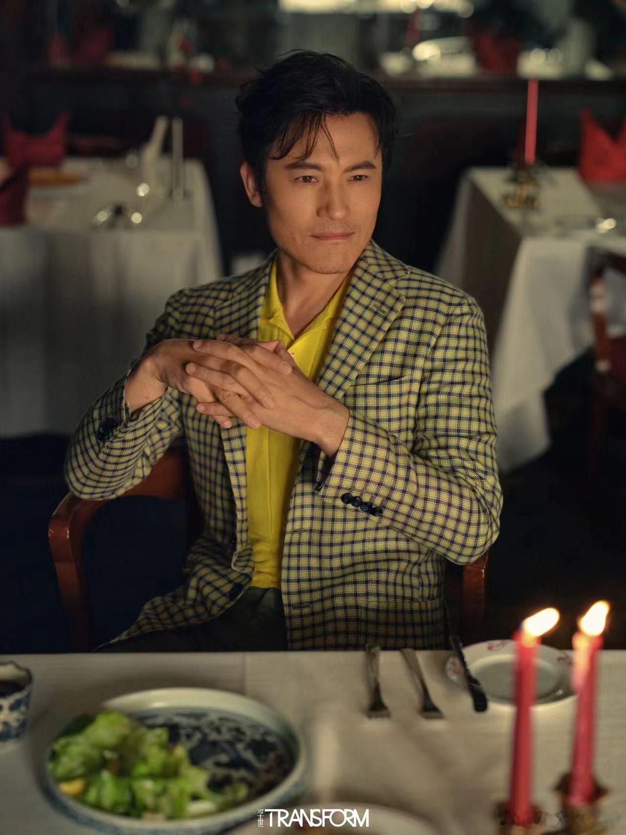 耿乐偶遇鎏金年代耿乐跳康康舞拍杂志封面 救命！耿乐这状态也太好了吧！康康舞跳出了