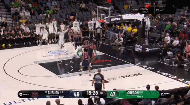 招牌跳投！林葳命中NCAA生涯首记三分球！