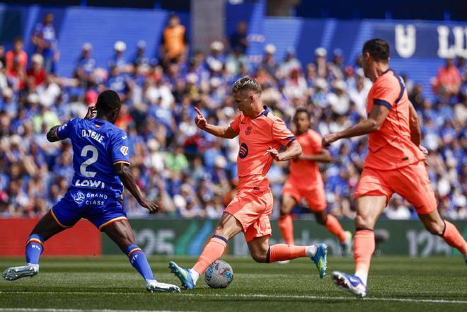 《阿斯报》指出，姆巴佩何时回归还是未知数，但皇马暂时不会排除他在国家德比复出的可