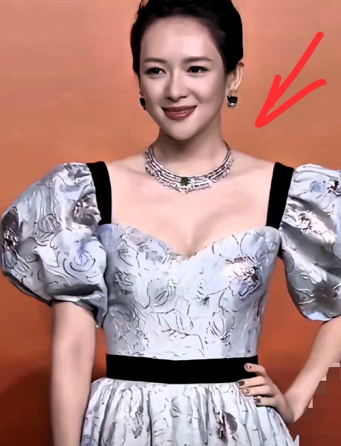 章子怡，47 岁了
该做的都做了
​结了婚，离了婚，生了娃，还拍了一辈子戏，更是