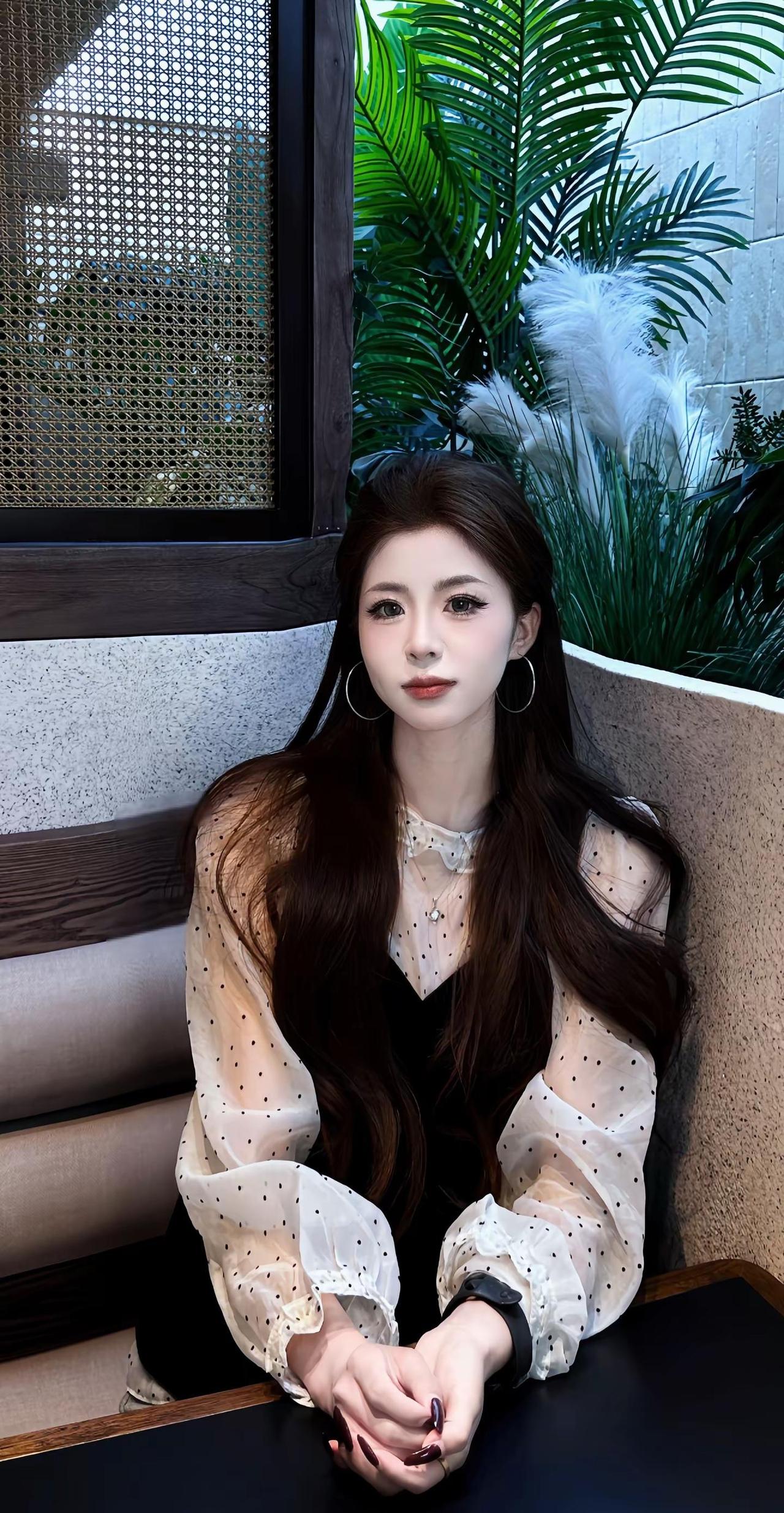 生活最好的状态就是人静 物简 心安.