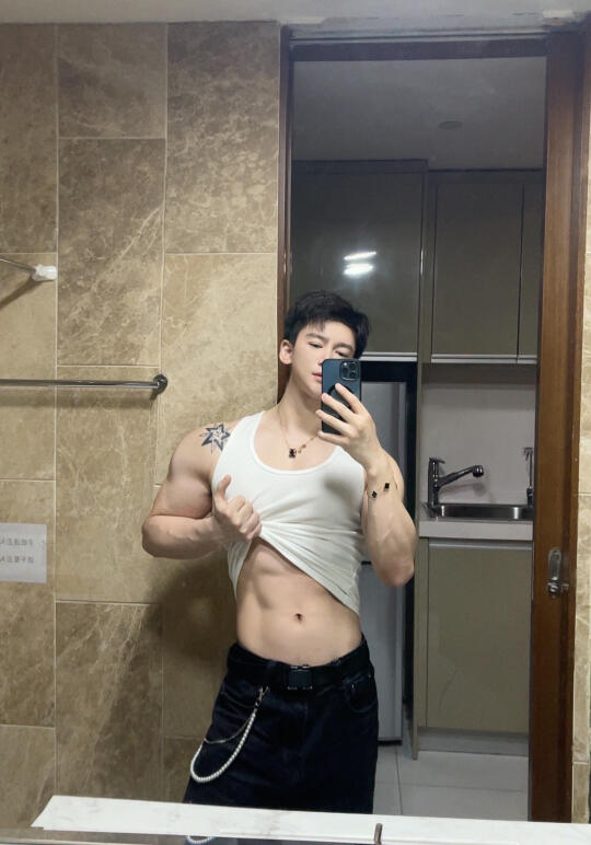 1️⃣腹肌