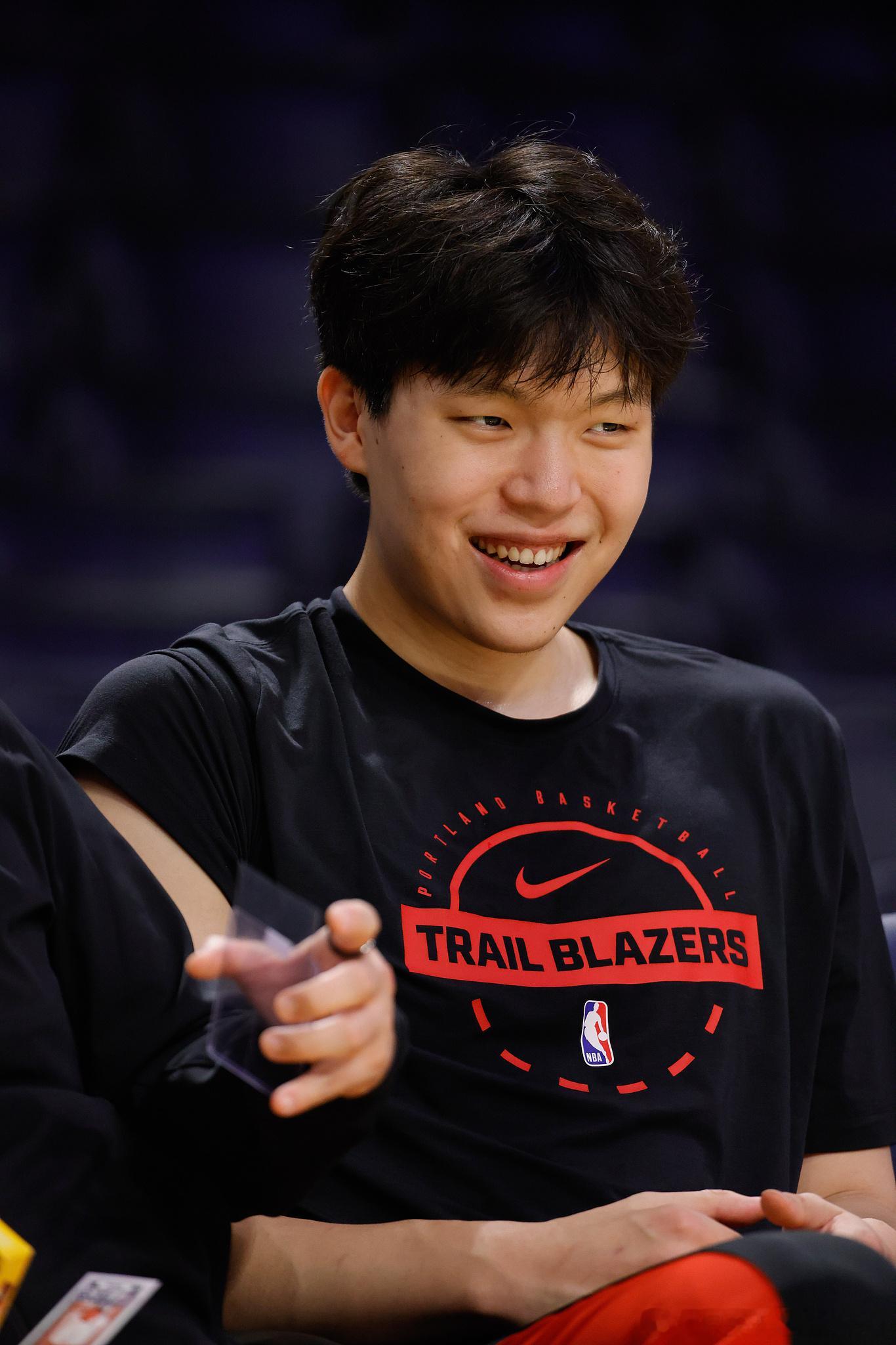 杨瀚森发展联盟第二场：在30分钟内砍下21分、9篮板和3助攻，但混音队最终还是以