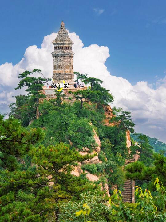 北京1.5h🚗｜乾隆帝打卡32次的京东第一山⛰️