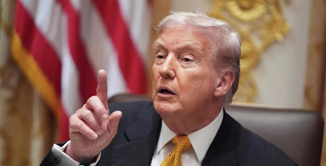 特朗普证实，他在12月10号和几位欧洲领导人通了电话，主要聊了乌克兰的事。

参