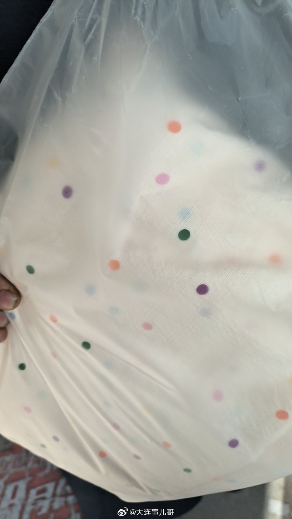 闲鱼有点东西很多人还不了解它，它真的超实用。家里不用的旧物品、闲置好物，都能在线