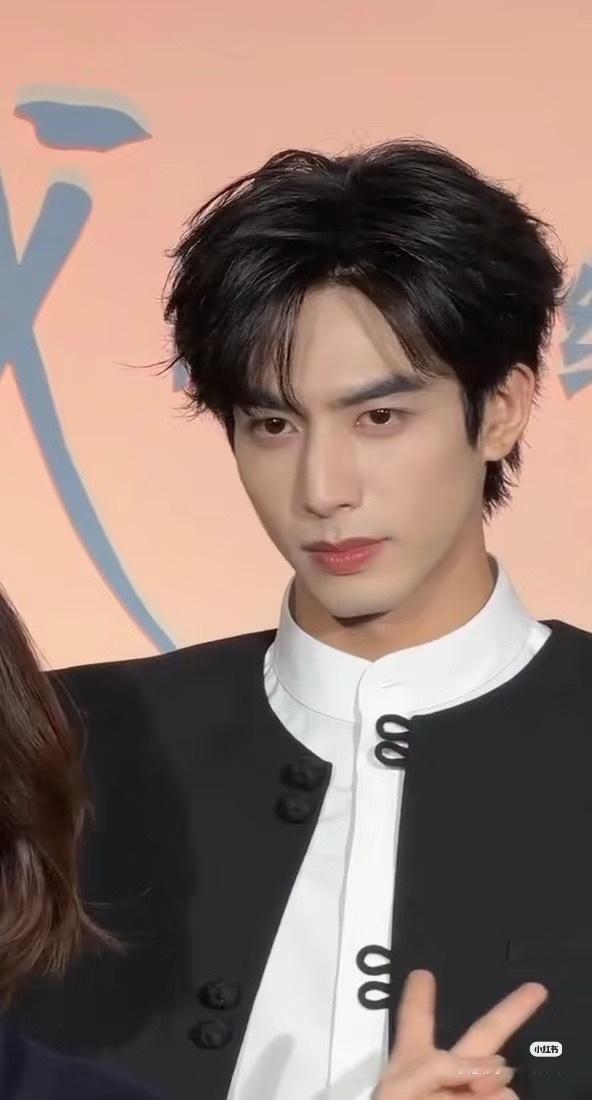 宋威龙  不哭 以后会越来越好