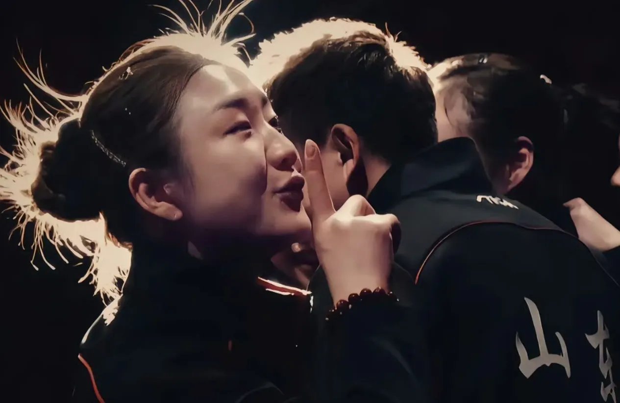 早上看到这张图，我断然认为，这是十五运最佳图片了，不容反驳！陈梦，31岁的老将，