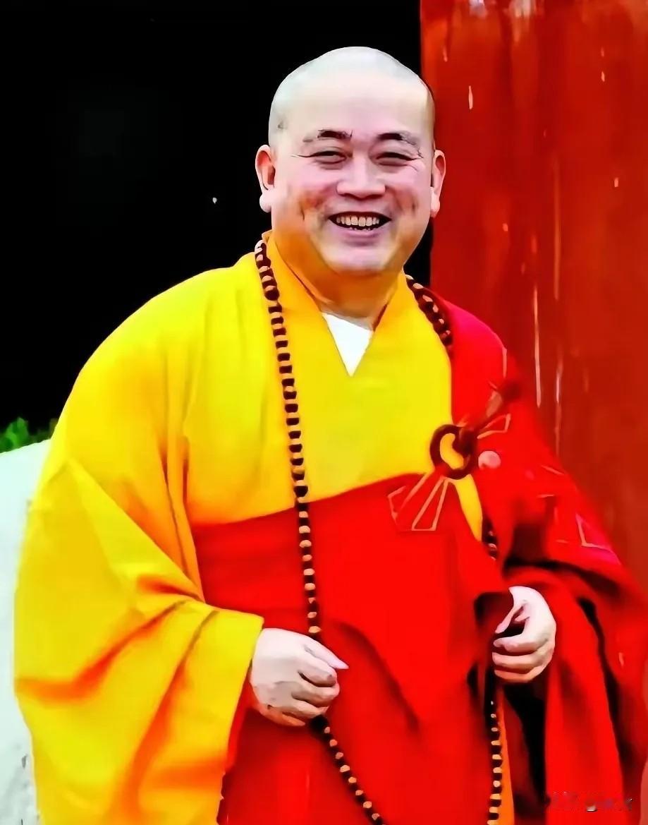 被判24年的释永信以为自己逃过一劫，但没想到，2天后，他又一次被牢牢钉在耻辱柱上