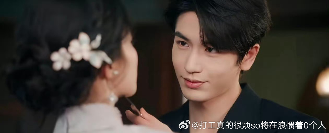 修脸水平没曾庆杰好修无瑕了但也糊了 
