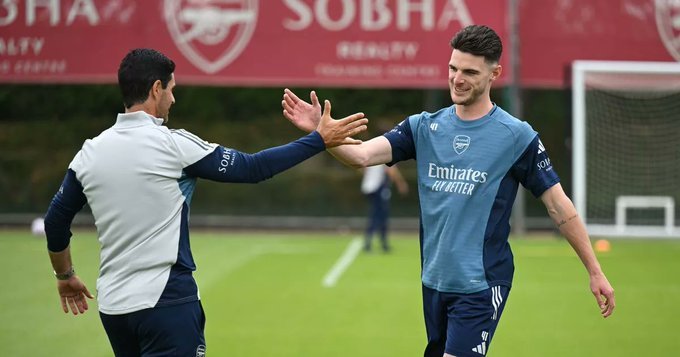 football.london消息，德克兰·赖斯是未前往西班牙训练营的众多球员之