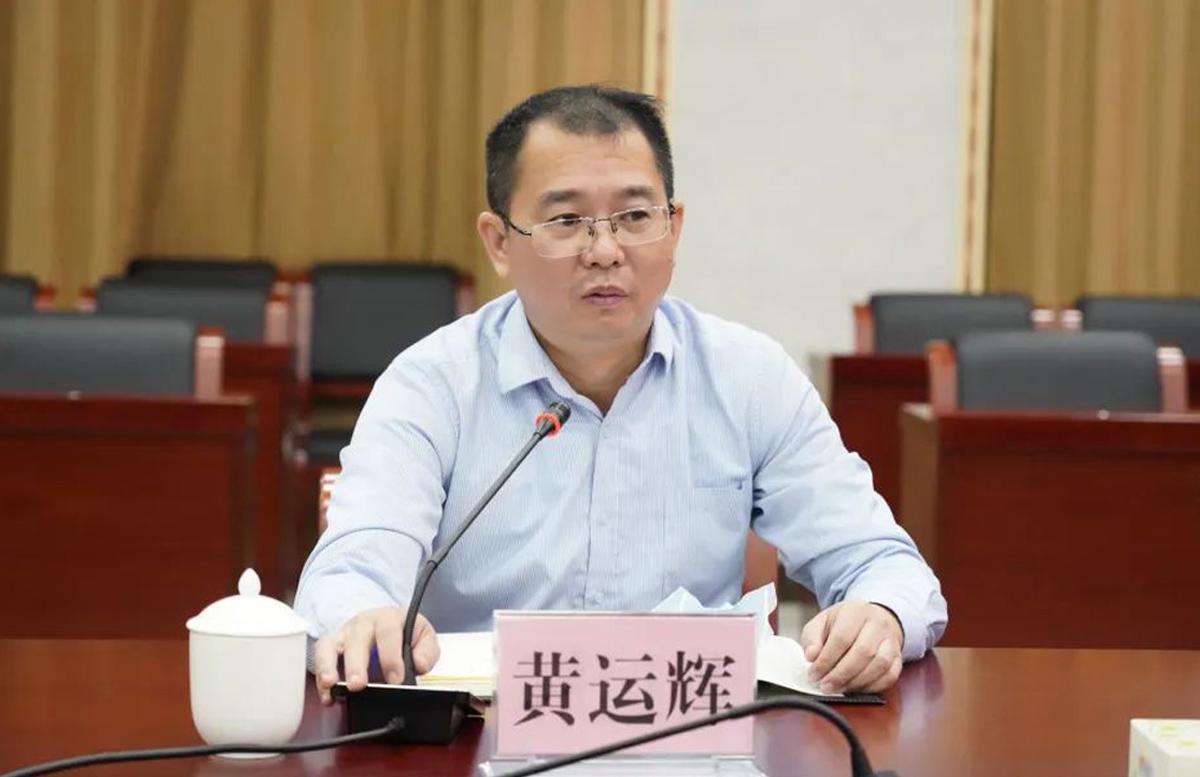 我发现上世纪90年代毕业的有些中等师范生，在学校教了几年书后，调到其他单位都取得