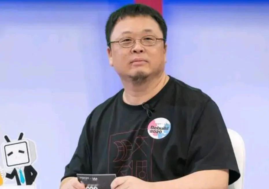 估计罗永浩的钱应该是还完了。那些看他不顺眼早就想弄他的人，现在开始出手了。
罗永