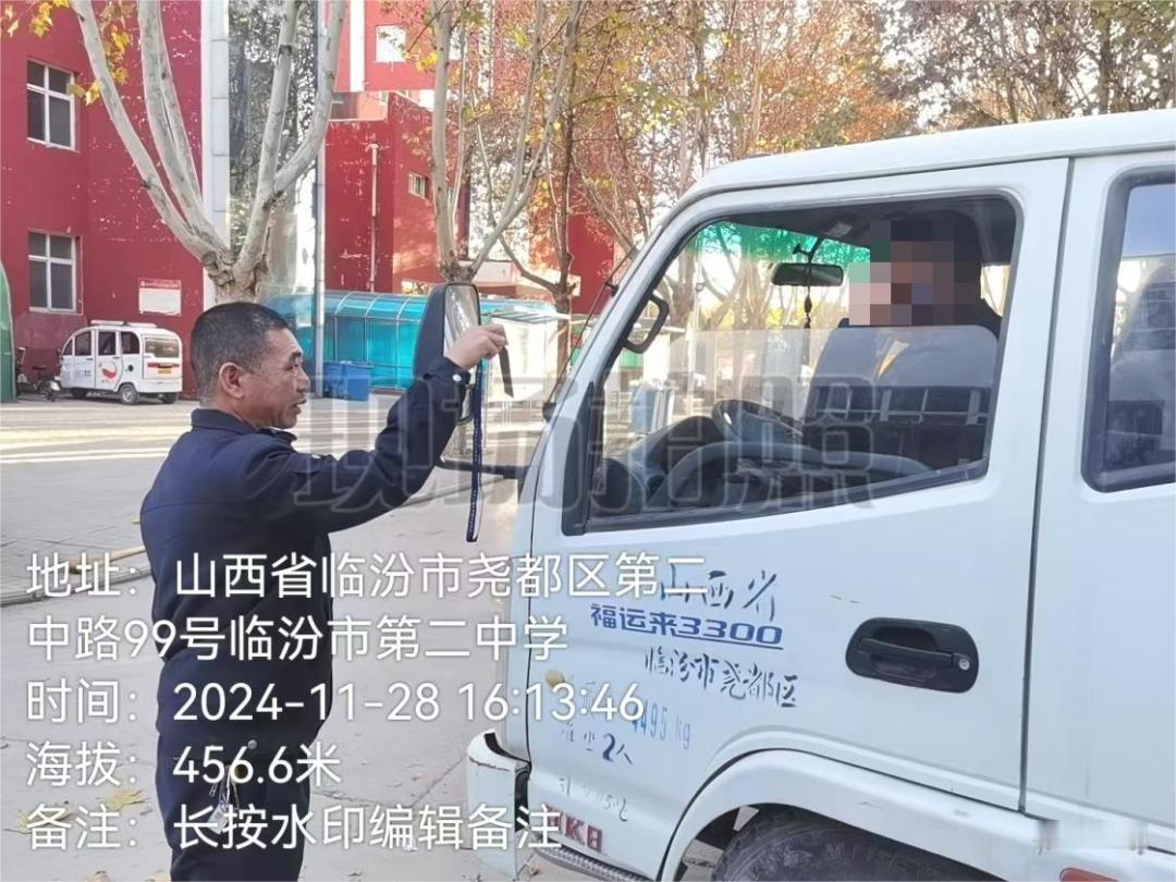 市区严禁私自处理各类垃圾！严厉打击私拉滥运建筑（装潢）垃圾！11月28日16:0