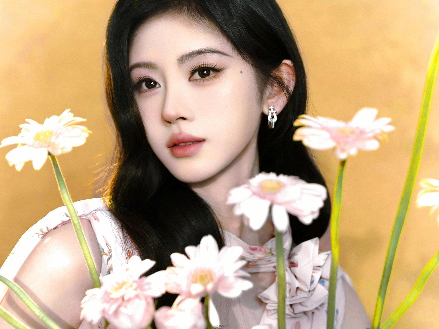 来战[超话] jjy鞠婧祎阿黛jjy鞠婧祎来战If it is not deep