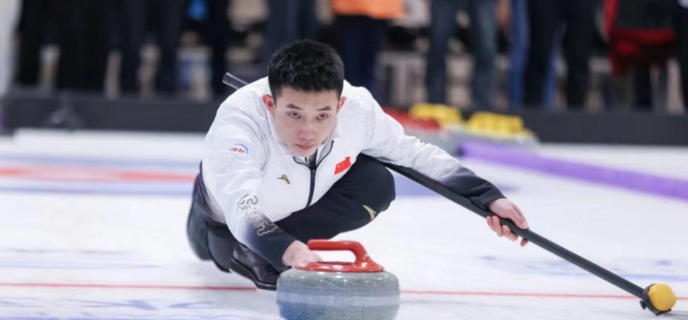 逆转，中国队四垒发挥神勇

2026世界男子冰壶锦标赛循环赛中国队首战捷克队，双