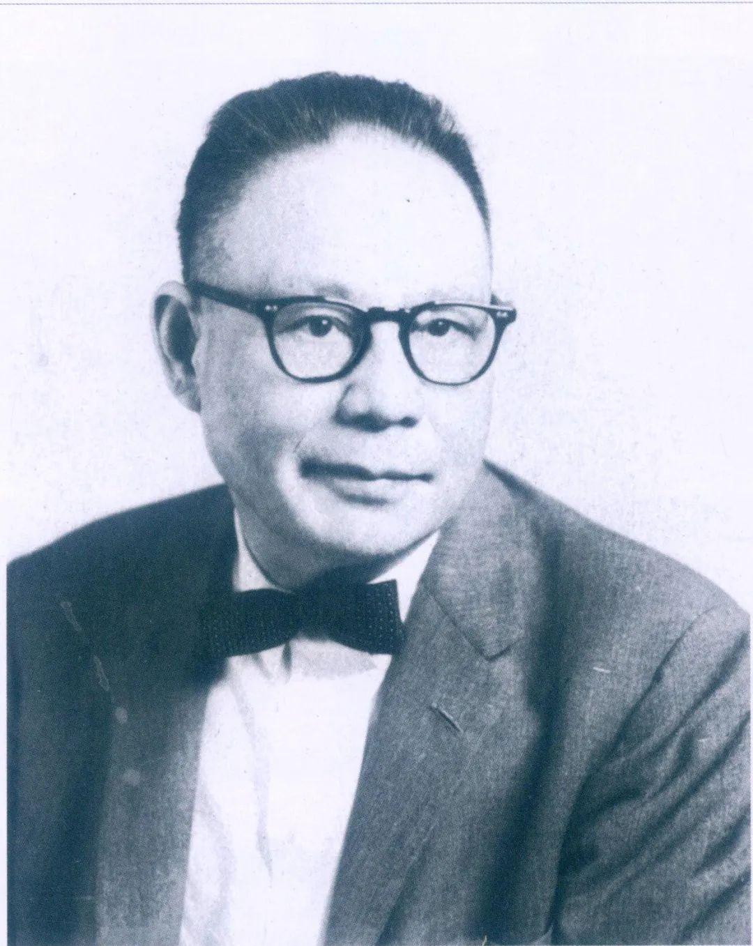 “孙金淦：中国最后一位‘手写教科书’大师，78岁还在黑板上推导麦克斯韦方程！”