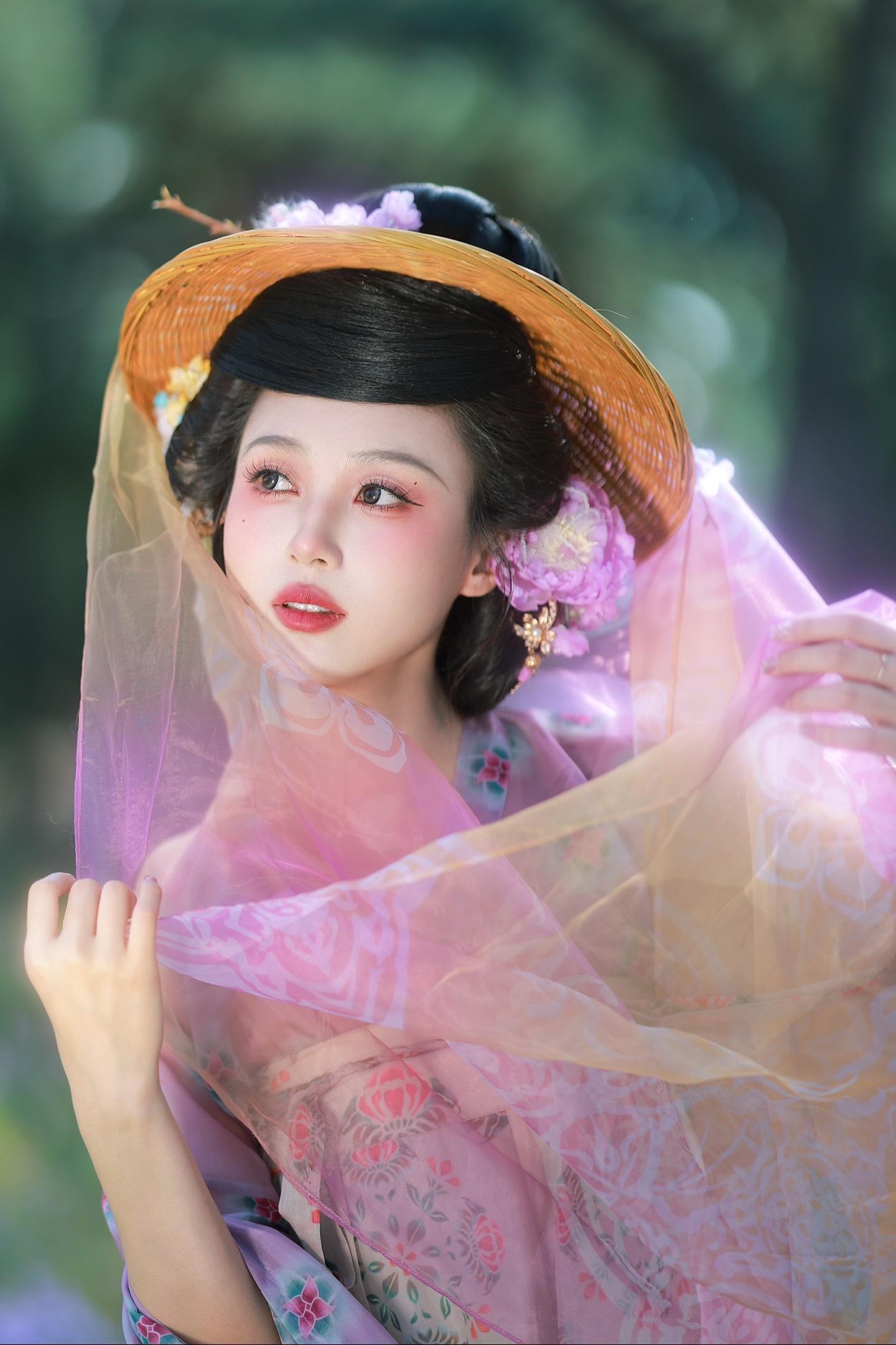 暗暗淡淡紫，融融冶冶黄💜。美丽紫色