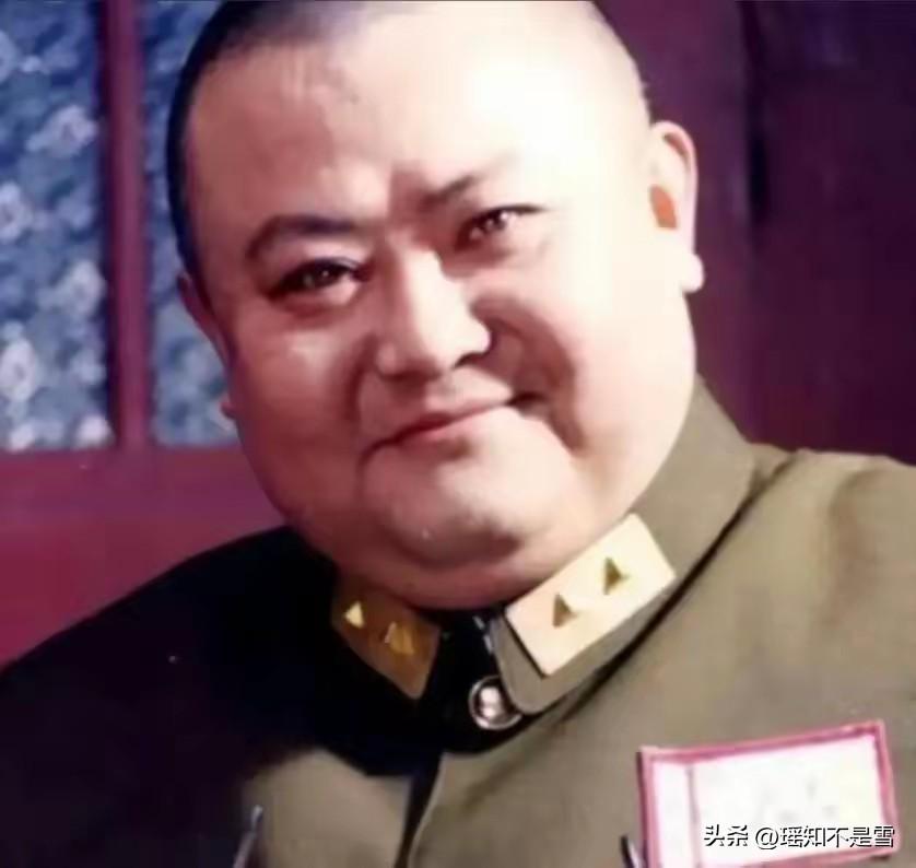 解放后，川军名将范绍增将七个妻子叫到身边，对她们说道 “现在实行一夫一妻了，你们