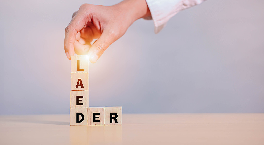 袁卫履新安诚财险董事长，公司总经理空缺待补、股权转让频繁遇冷