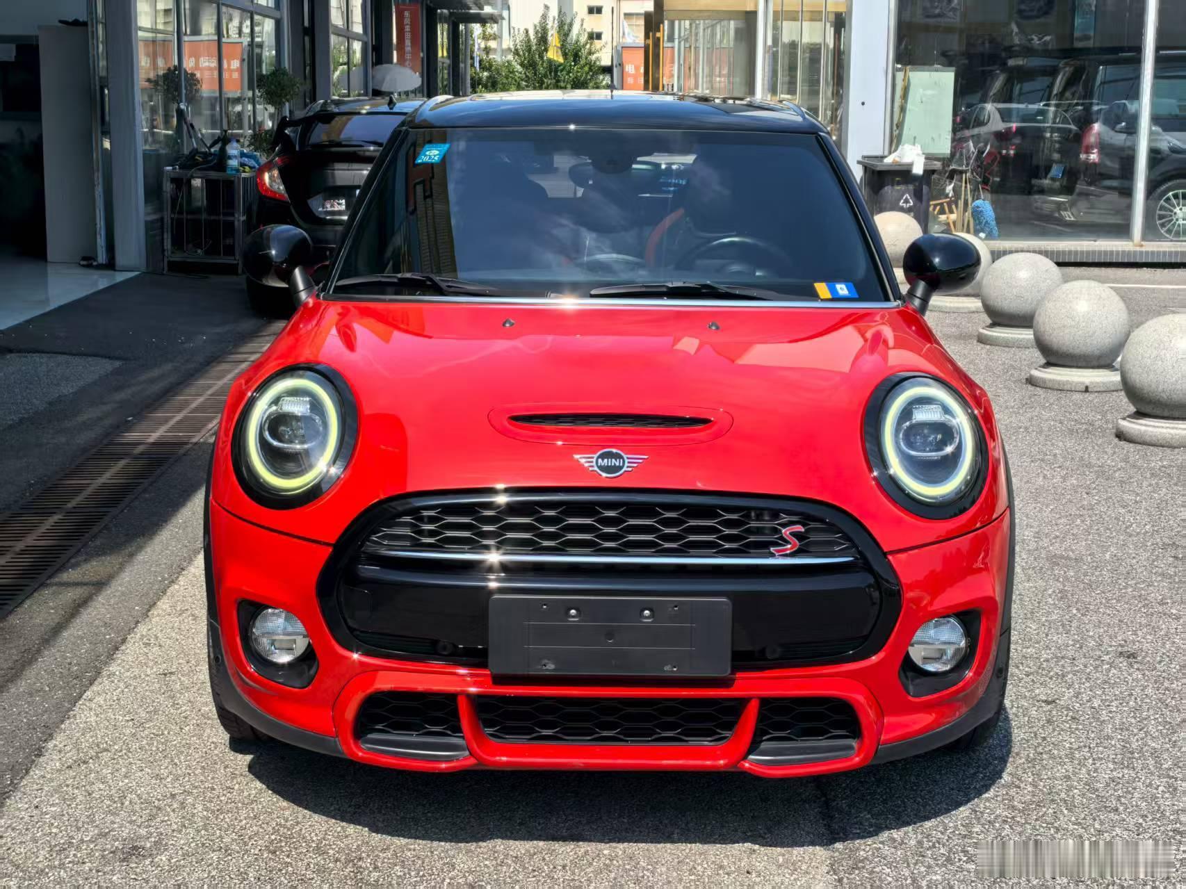 最新到店Mini CooperS赛车手 2.0T 五门版2019年2月上牌行驶5