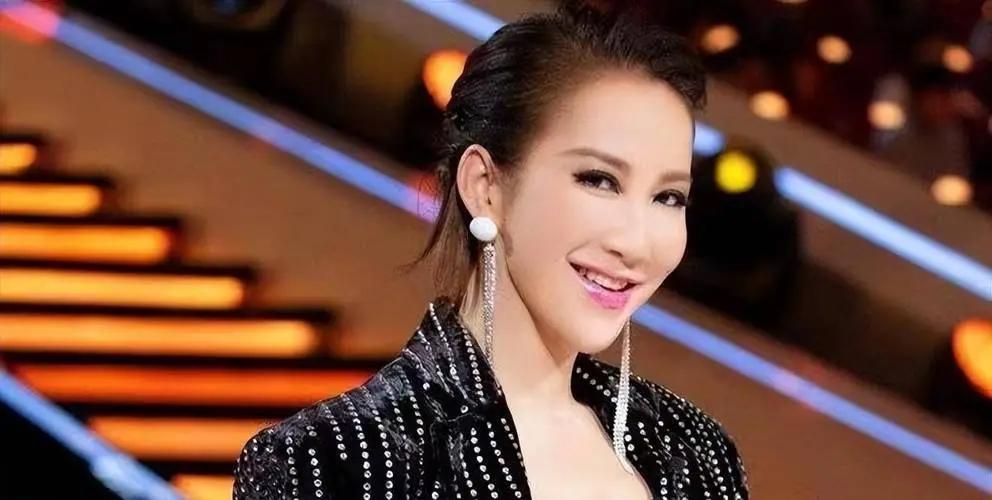 天后李玟因抑郁症自杀去世，为什么演艺圈的人抑郁症比例高
刚刚被手机上推送来的一条
