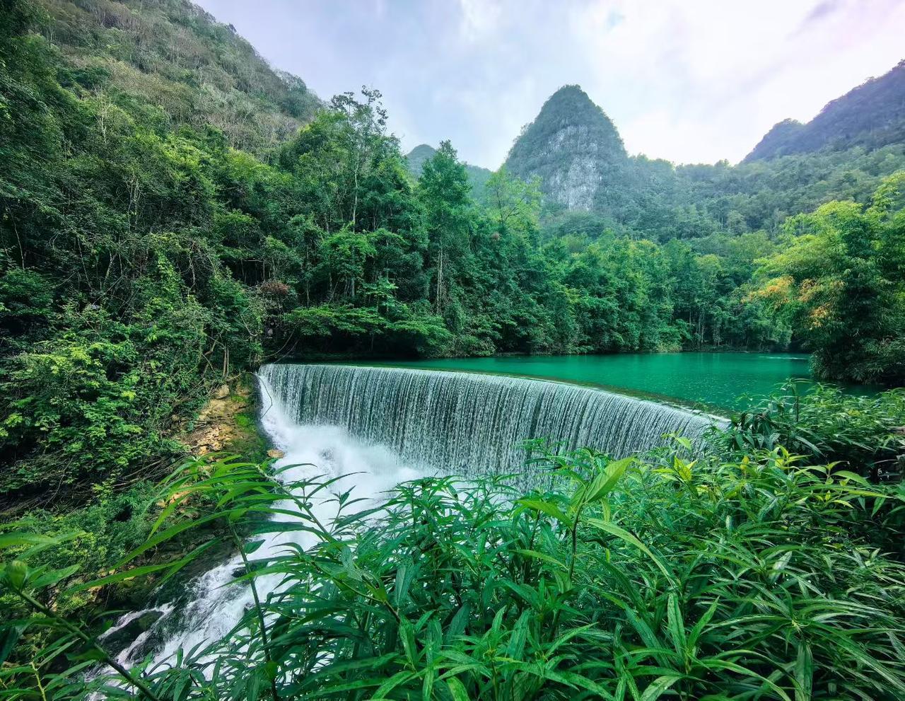 我认为在股市里赚钱只有这三种行情…
1，上升趋势的大行情，炒股要跟着趋势走才能真