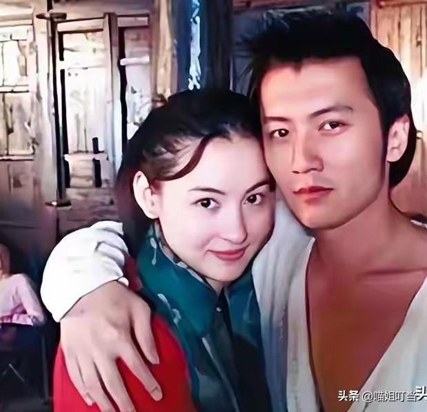 谢霆锋，7段感情，6任女友1任妻子。只有张柏芝是与他同龄的，其他都比他大6--1
