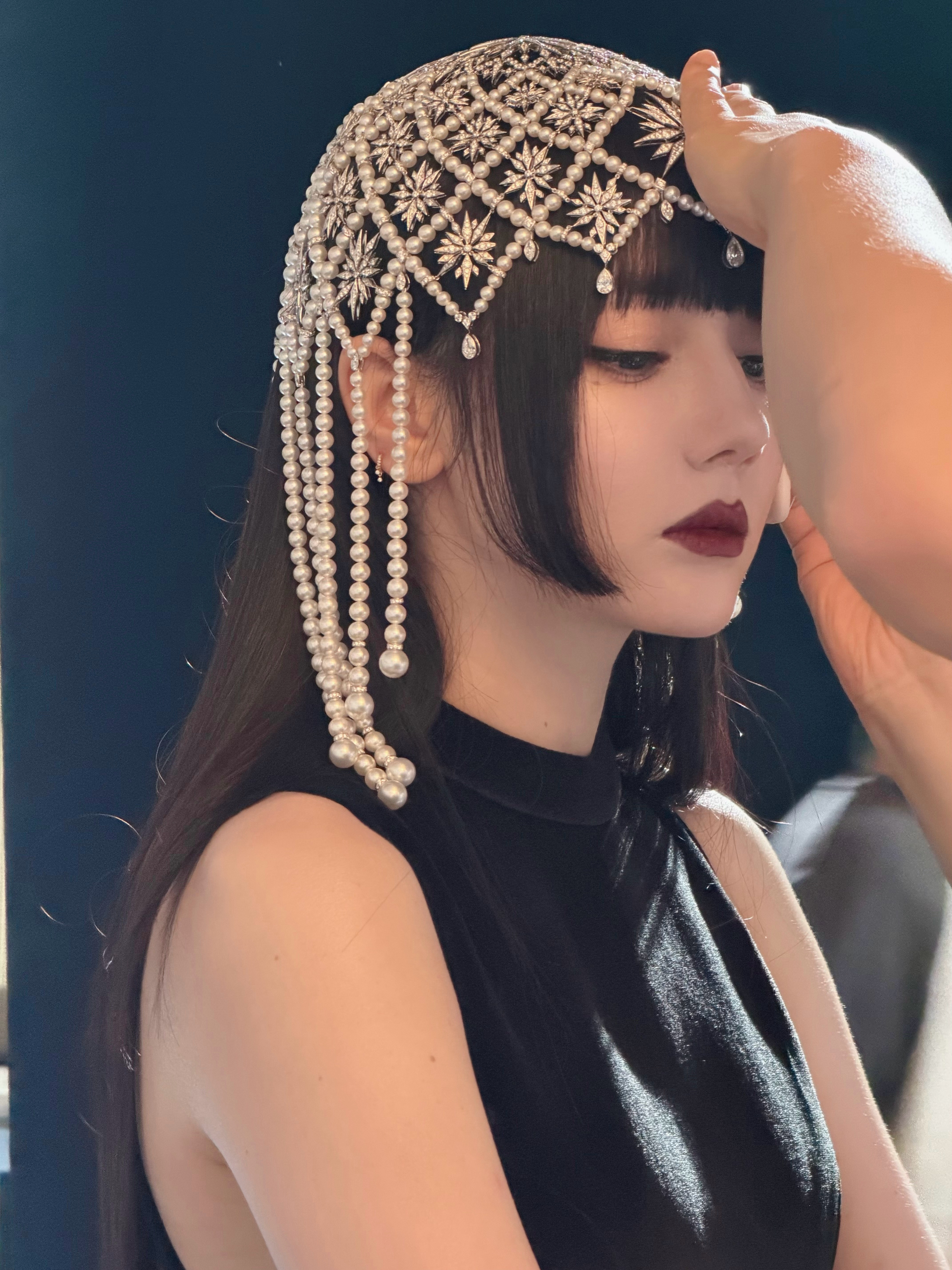 迪丽热巴 发光live掉落～是谁这么耀眼这么漂亮哇，今天给大家帅没边儿了