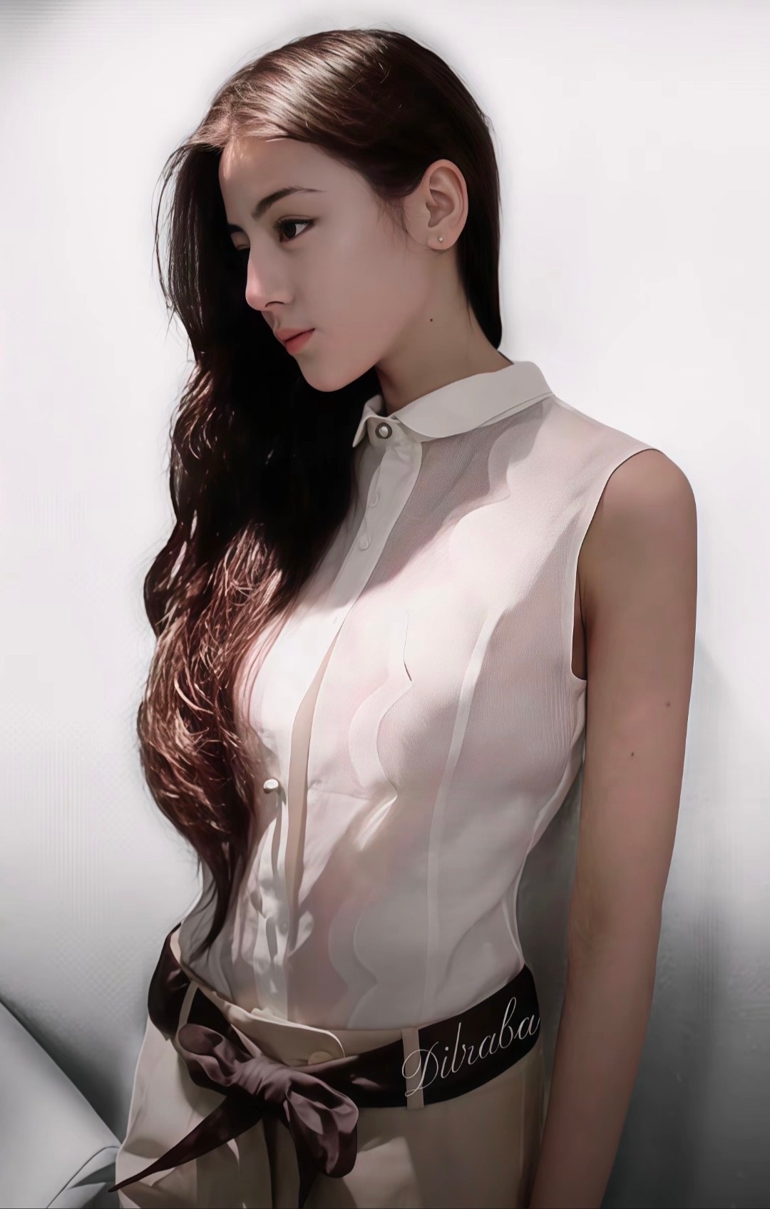 迪丽热巴仿佛自带暗黑美学迪丽热巴【妈咪级别】