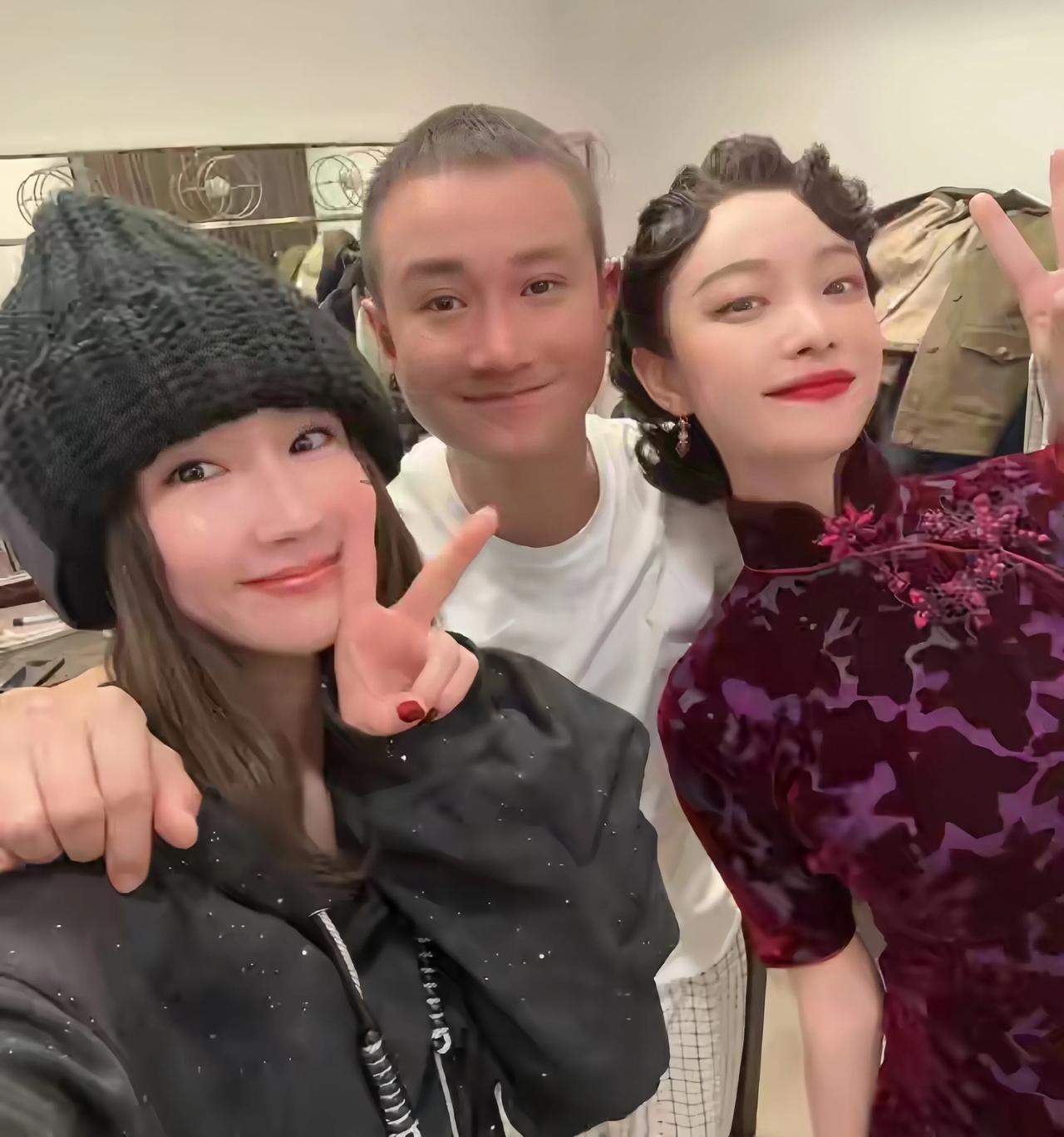 快来看看这位博主和他的女友的甜蜜之旅吧！入住酒店三天，女友的小鸟依人、撒娇卖萌让