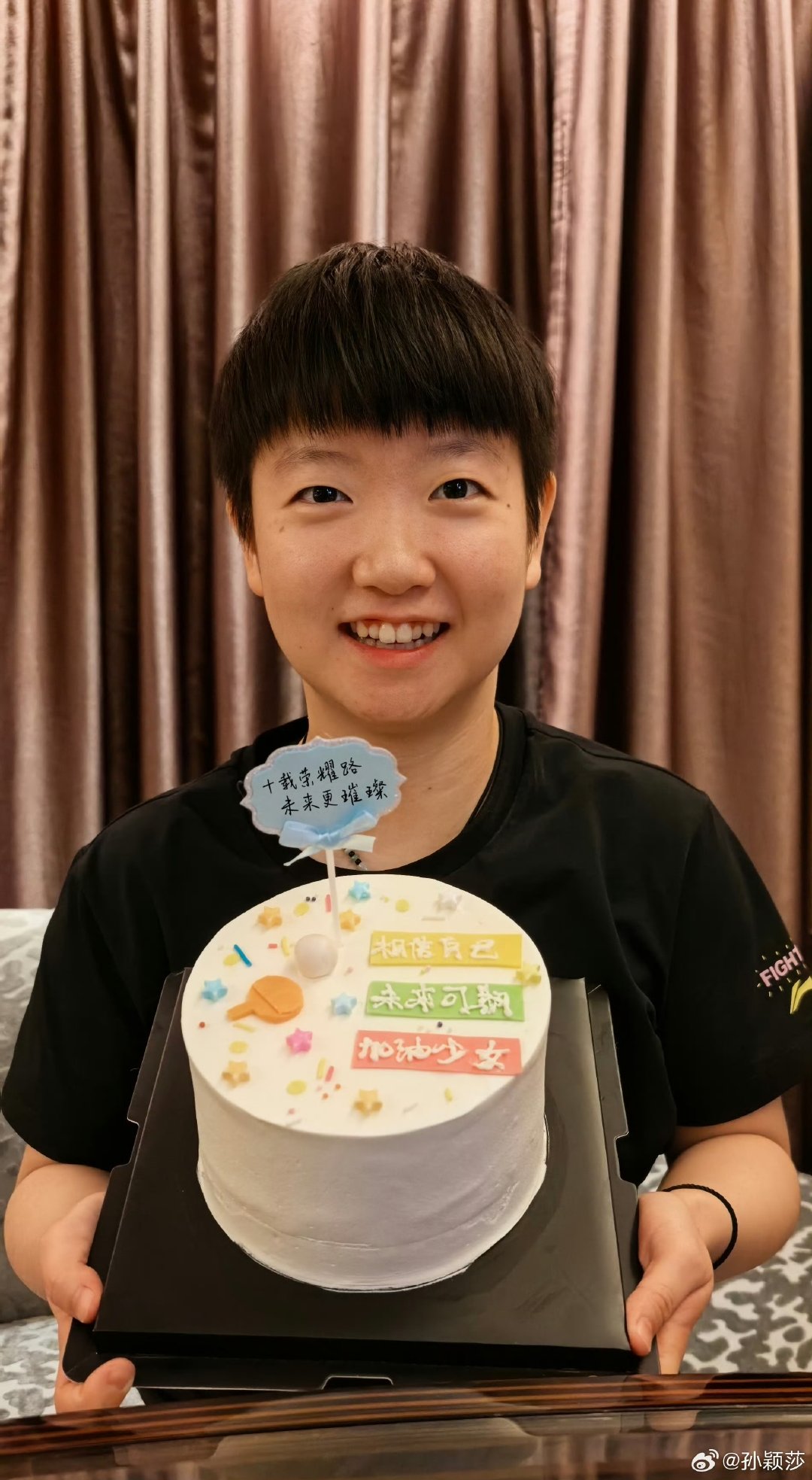 孙颖莎更多梦想值得追逐孙颖莎更多山峰等待攀登孙颖莎更多山峰等待攀登 ​​​
